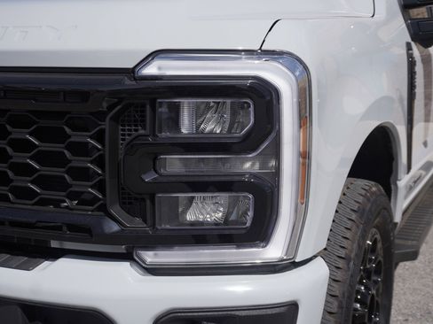 New 2026 Ford F250 Lariat w/ Black Appearance Package AWD/4WD image 14