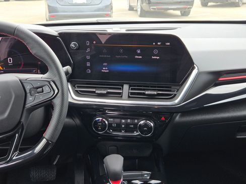 Used 2026 Chevrolet Trax RS w/ Driver Confidence Package image 15