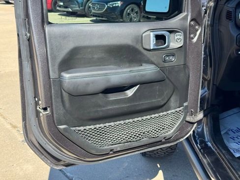 Used 2021 Jeep Wrangler Unlimited Rubicon 4xe image 9