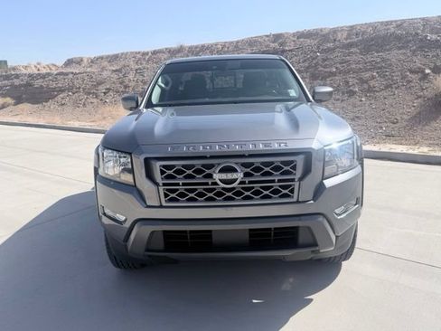 Certified 2024 Nissan Frontier SV w/ SV Convenience Package RWD image 2