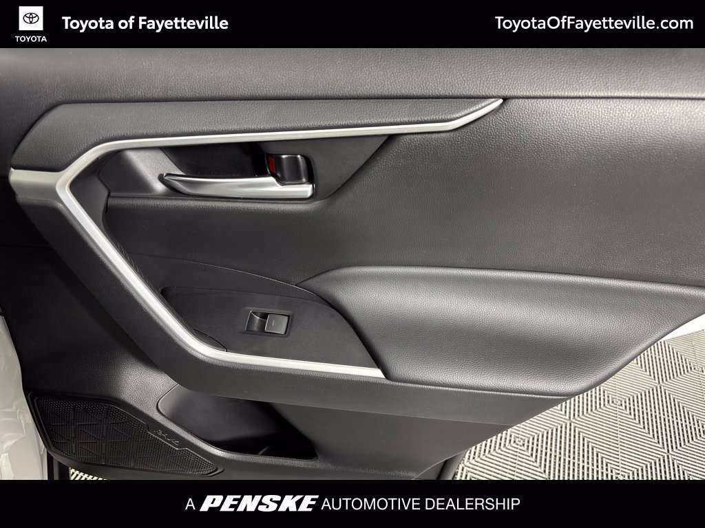 Used 2023 Toyota RAV4 XLE FWD image 20