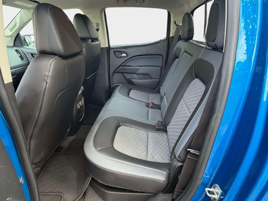 Used 2021 Chevrolet Colorado Z71 AWD/4WD image 15