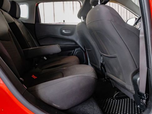 Used 2020 Jeep Compass Sport w/ Cold Weather Group image 34