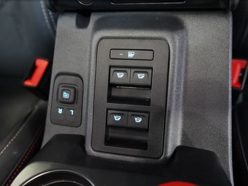 Used 2025 Ford Bronco Raptor AWD/4WD image 32