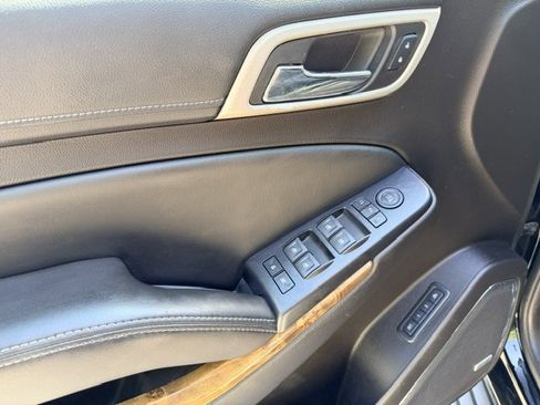 Used 2015 GMC Yukon XL Denali w/ Open Road Package RWD image 9