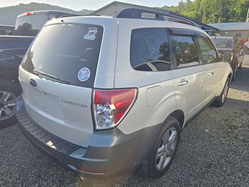 Used 2010 Subaru Forester 2.5X Premium w/ Popular Equipment Group 1A AWD/4WD image 3