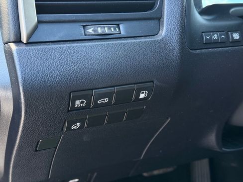 Used 2018 Lexus RX 450h AWD w/ Premium Package image 20