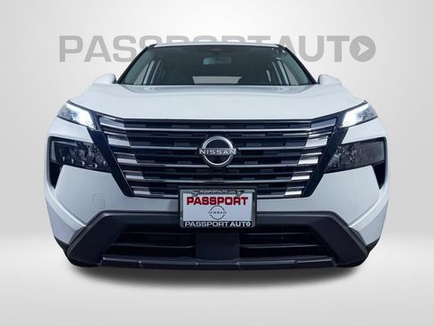 Certified 2026 Nissan Rogue SV AWD/4WD image 2