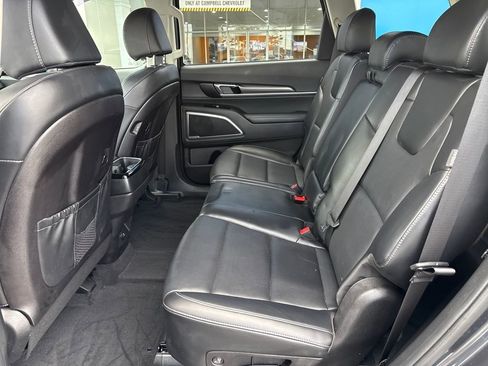 Used 2024 Kia Telluride LX image 29