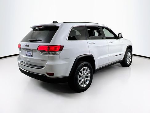 Used 2022 Jeep Grand Cherokee Laredo X AWD/4WD image 5