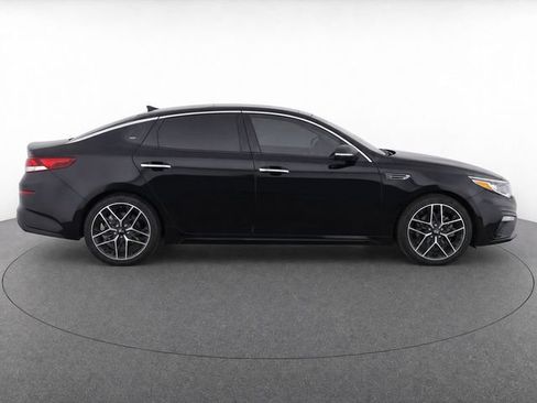 Used 2020 Kia Optima SE FWD image 2