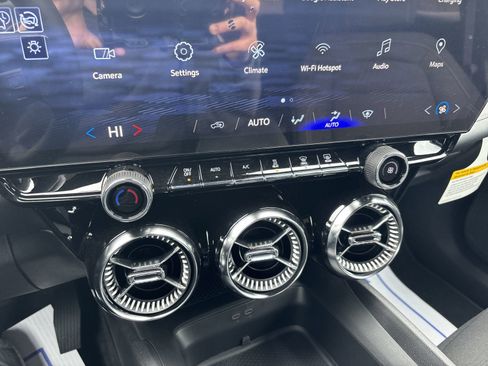 New 2026 Chevrolet Blazer EV LT image 21