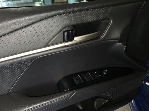 Used 2025 Toyota Camry XSE FWD image 13