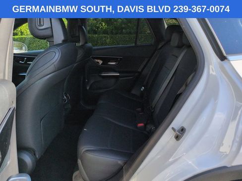 Used 2025 Mercedes-Benz GLC 300 image 16