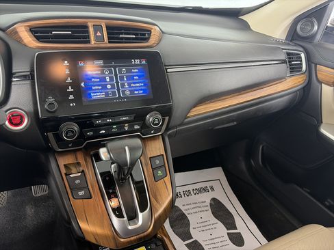 Used 2020 Honda CR-V Touring image 4