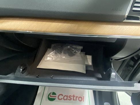 Used 2025 Volvo XC90 B6 Ultra image 29