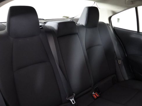 Used 2022 Toyota Corolla LE FWD image 30