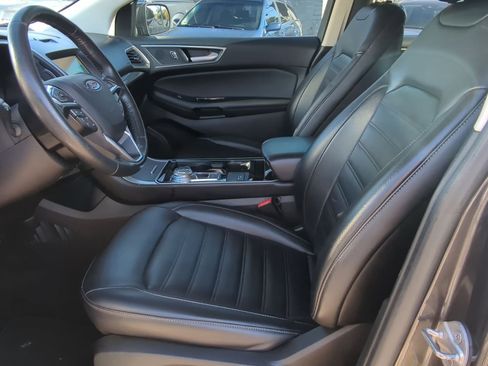 Used 2019 Ford Edge SEL w/ Equipment Group 201A image 17