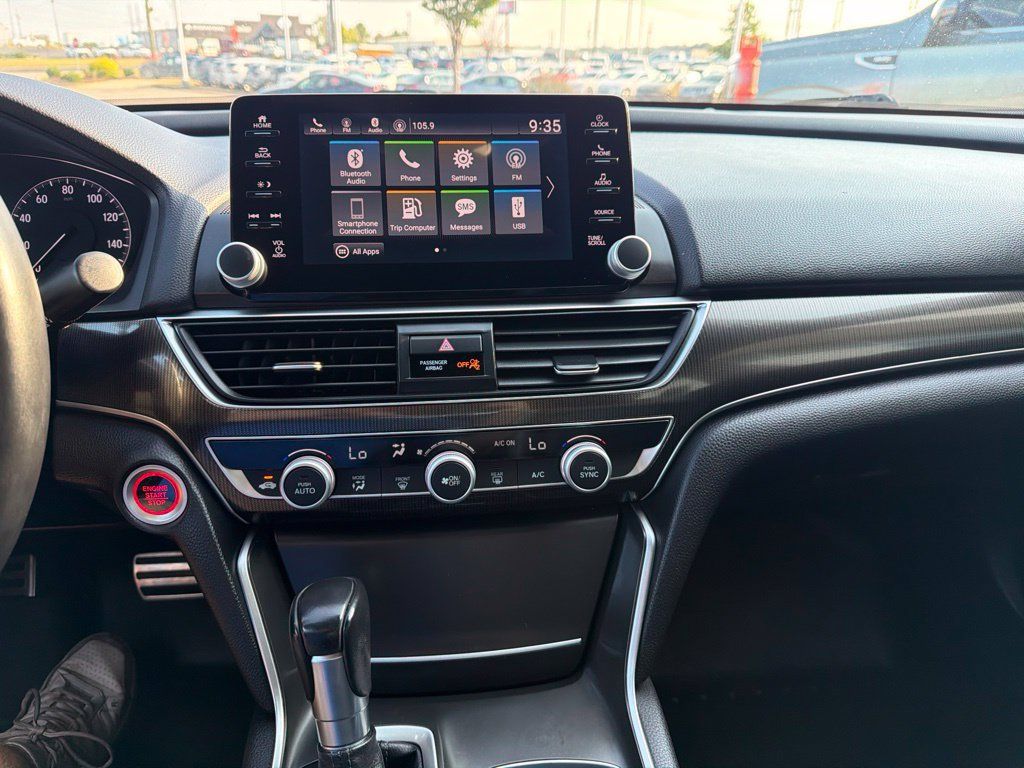 Used 2018 Honda Accord Sport image 21