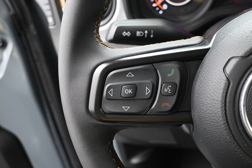 Used 2024 Jeep Wrangler Sport AWD/4WD image 4