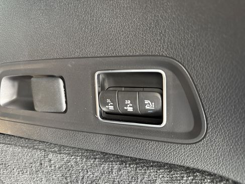 New 2026 Mercedes-Benz GLS 450 GLS 450 image 17