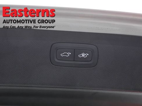 Used 2021 Volvo XC90 T6 Inscription image 24