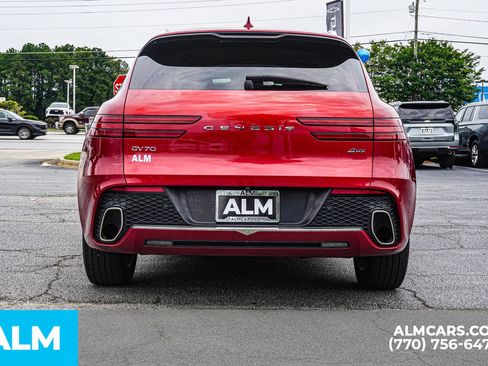 Used 2022 Genesis GV70 2.5T AWD/4WD image 12