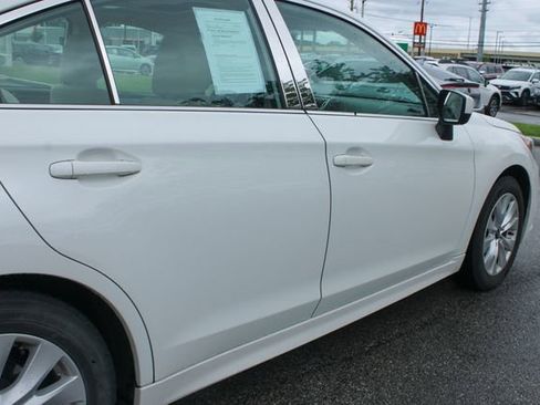 Used 2016 Subaru Legacy 2.5i Premium w/ Moonroof Package AWD/4WD image 46