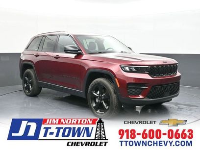 Used 2023 Jeep Grand Cherokee Altitude