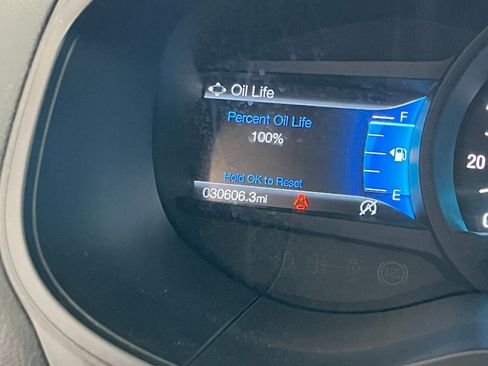 Used 2024 Ford Edge SEL image 40