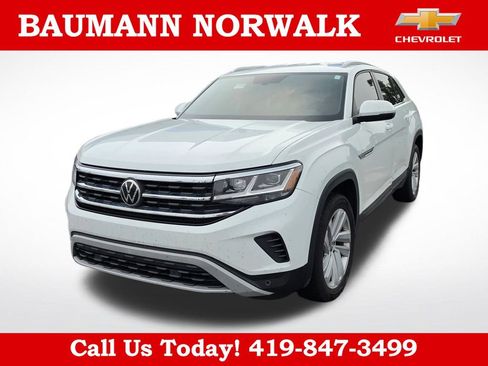 Used 2021 Volkswagen Atlas Cross Sport SE FWD image 1