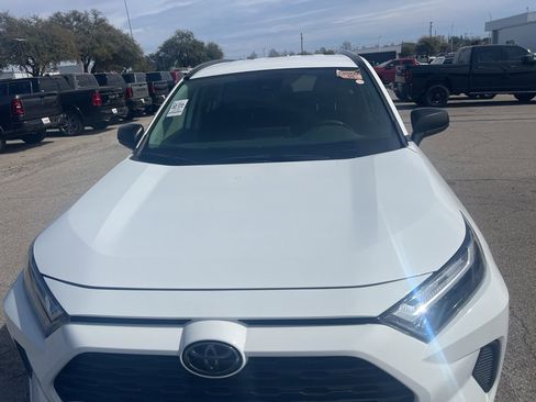 Used 2025 Toyota RAV4 LE image 2