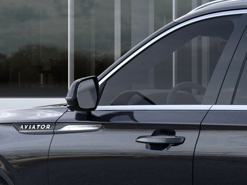 New 2026 Lincoln Aviator AWD image 20