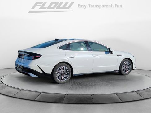 New 2026 Hyundai Sonata Limited image 7