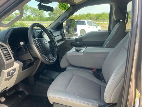 Used 2021 Ford F250 XL w/ STX Appearance Package image 12