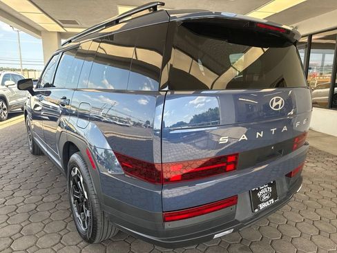 Used 2025 Hyundai Santa Fe SEL AWD/4WD image 9