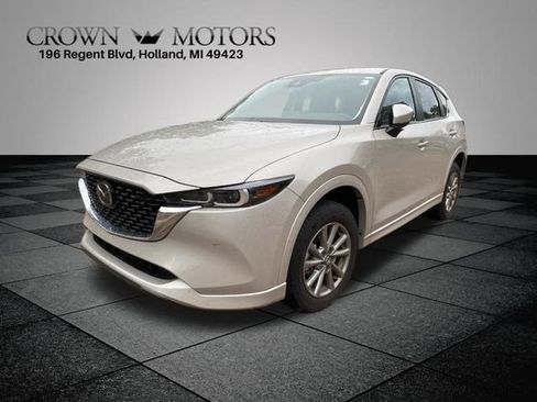 Used 2025 MAZDA CX-5 AWD 2.5 S w/ Select Package image 4