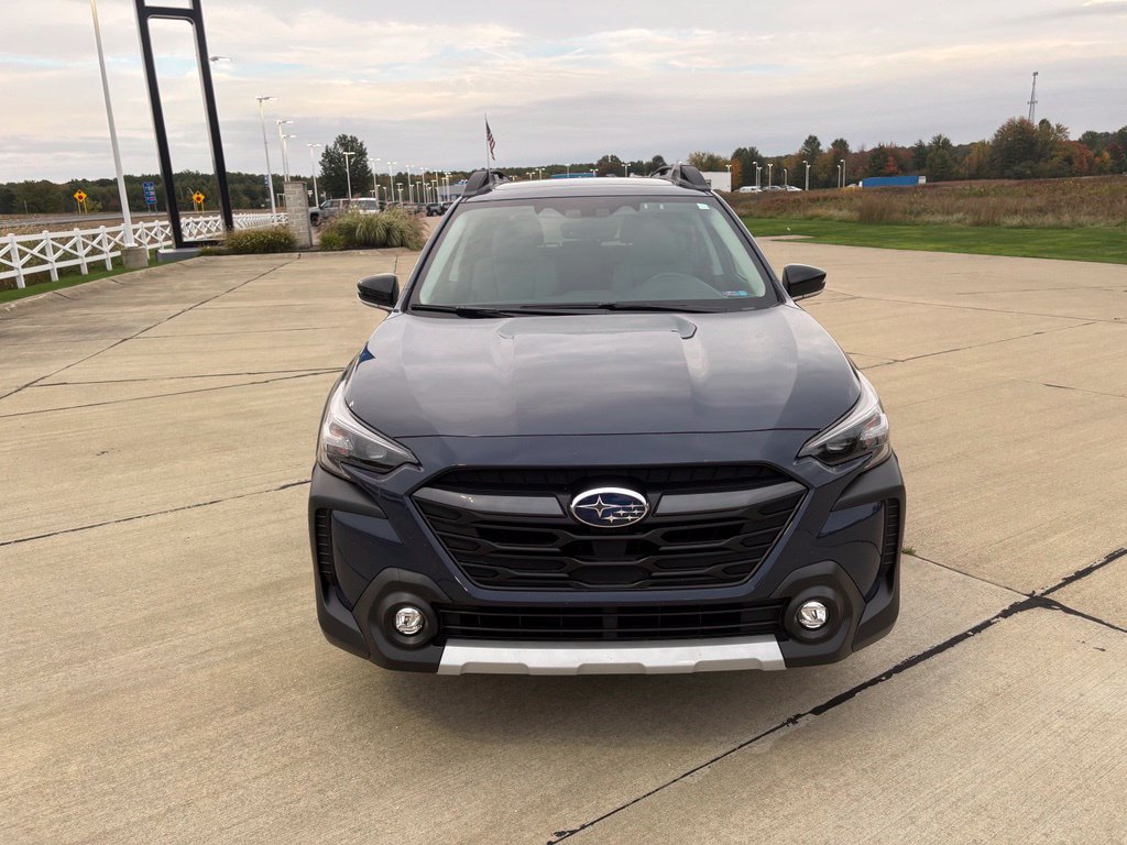 Used 2024 Subaru Outback Limited w/ Popular Package #2 AWD/4WD image 9
