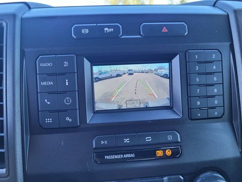 Used 2022 Ford F350 XL w/ Power Equipment Group image 10