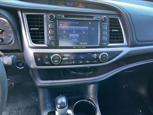 Used 2017 Toyota Highlander Limited FWD image 24