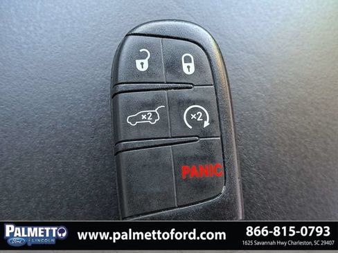 Used 2021 Jeep Grand Cherokee Laredo X AWD/4WD image 31