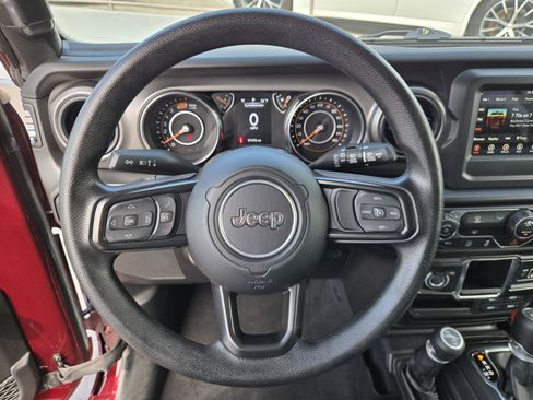Used 2022 Jeep Wrangler Unlimited Sport AWD/4WD image 15