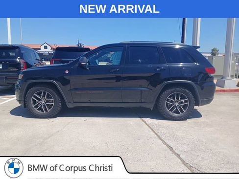Used 2018 Jeep Grand Cherokee Trailhawk AWD/4WD image 6