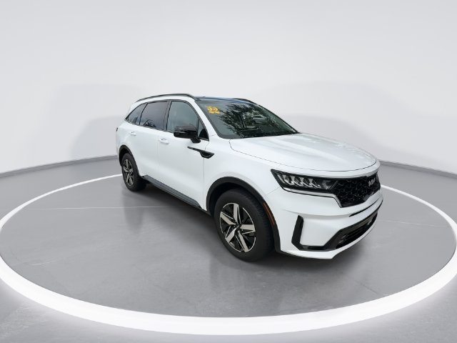 Used 2022 Kia Sorento EX w/ Panoramic Sunroof Package FWD image 2