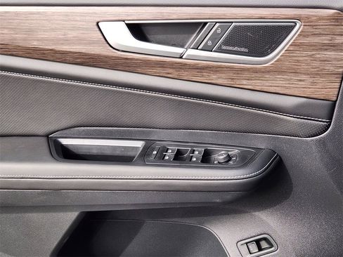 New 2026 Volkswagen Atlas SEL Premium R-Line image 9