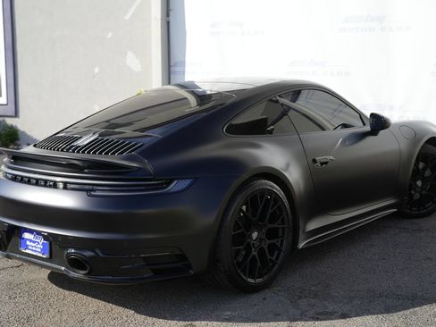 Used 2020 Porsche 911 Carrera 4S AWD/4WD image 3