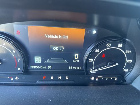 Used 2021 Lincoln Corsair FWD image 1