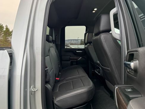 Used 2023 GMC Sierra 2500 SLT w/ SLT Premium Package image 13