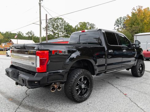 Used 2019 Ford F250 Platinum w/ Platinum Ultimate Package image 10