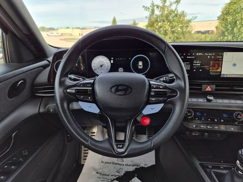 Used 2025 Hyundai Elantra N FWD image 17